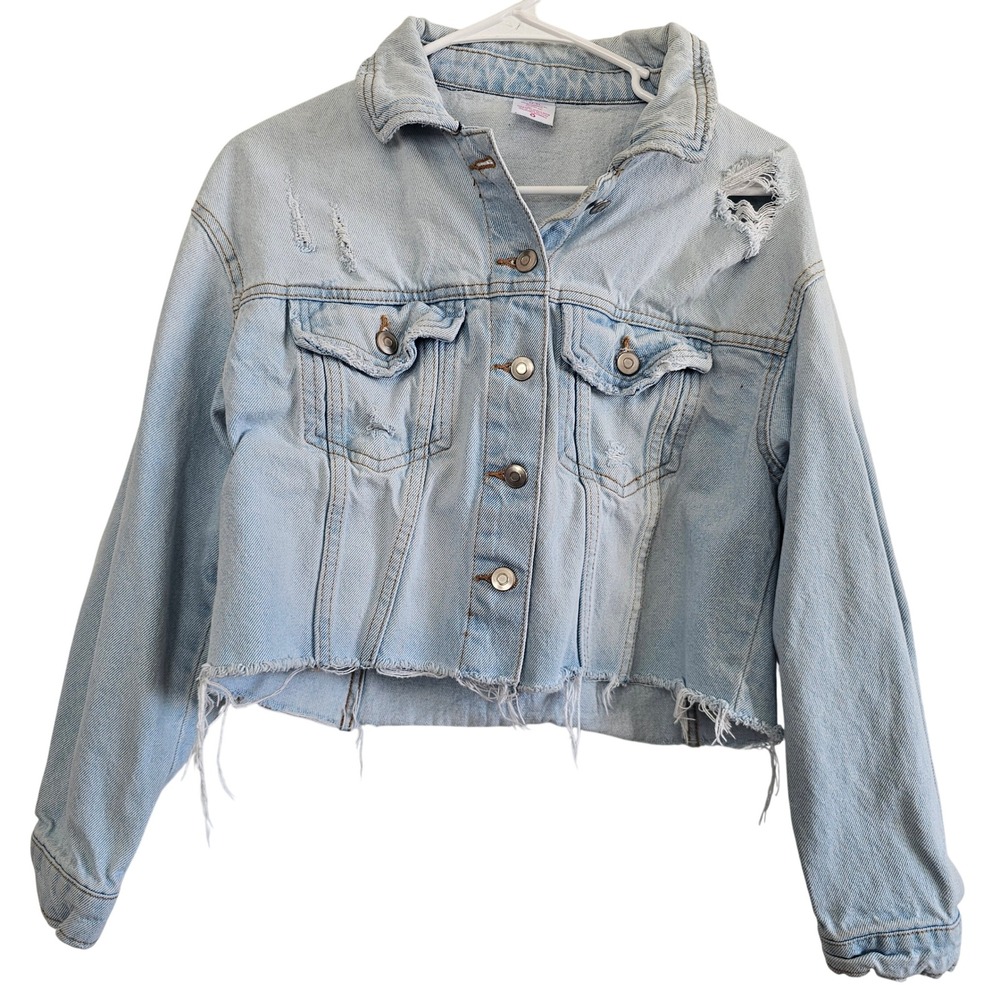 No Boundaries Light Wash Distressed Cropped Denim Jacket Blue Raw Hem Small‎